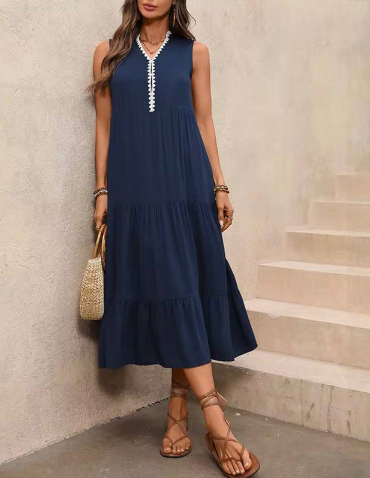 Sleeveless Tiered Maxi Dress – Long Dress with Contrast Trim Detail and Flowy Skirt