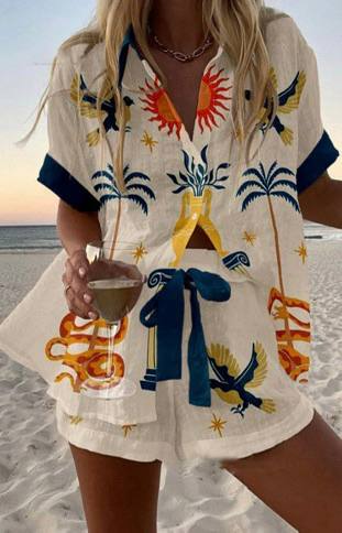 Women's Mediterranean Print Beach Shirt & Shorts Set