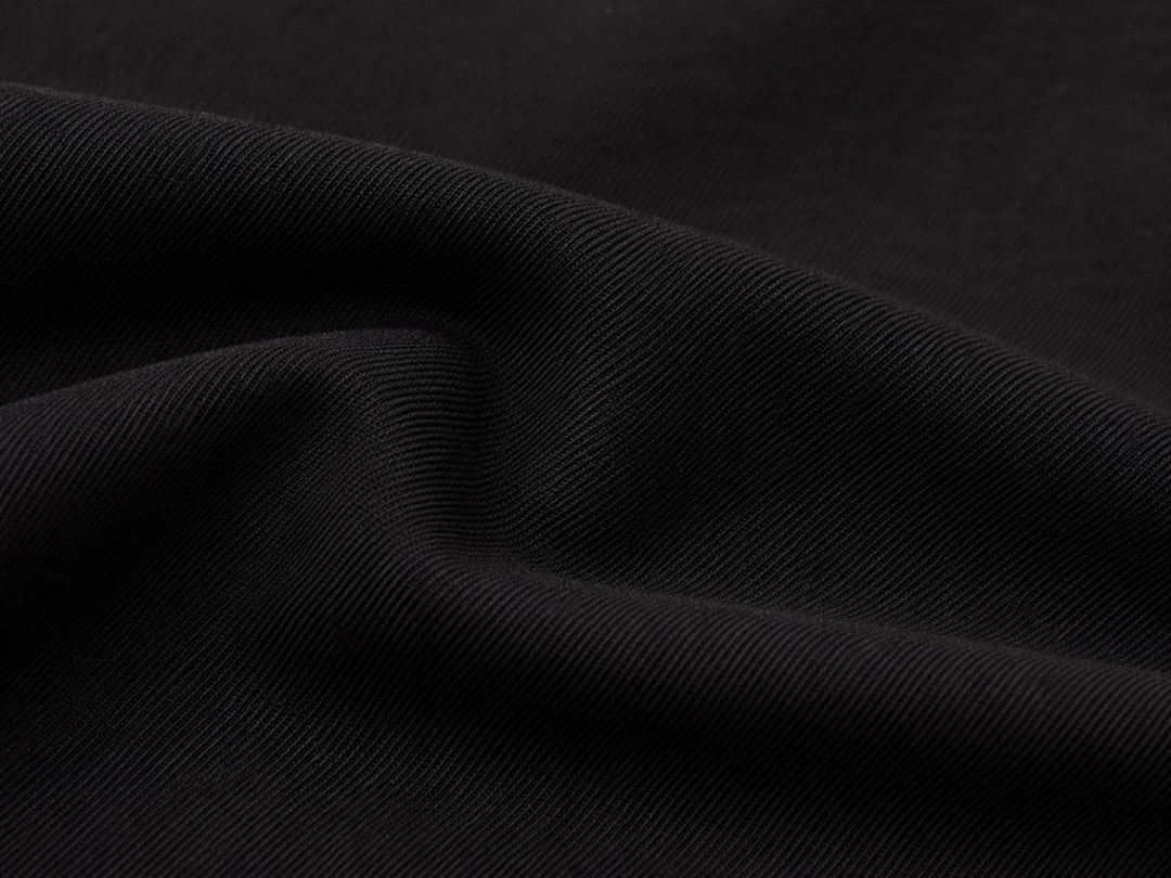 High Waisted Tailored Shorts – Elegant Pleated Shorts with Side Pockets and Structured Fit